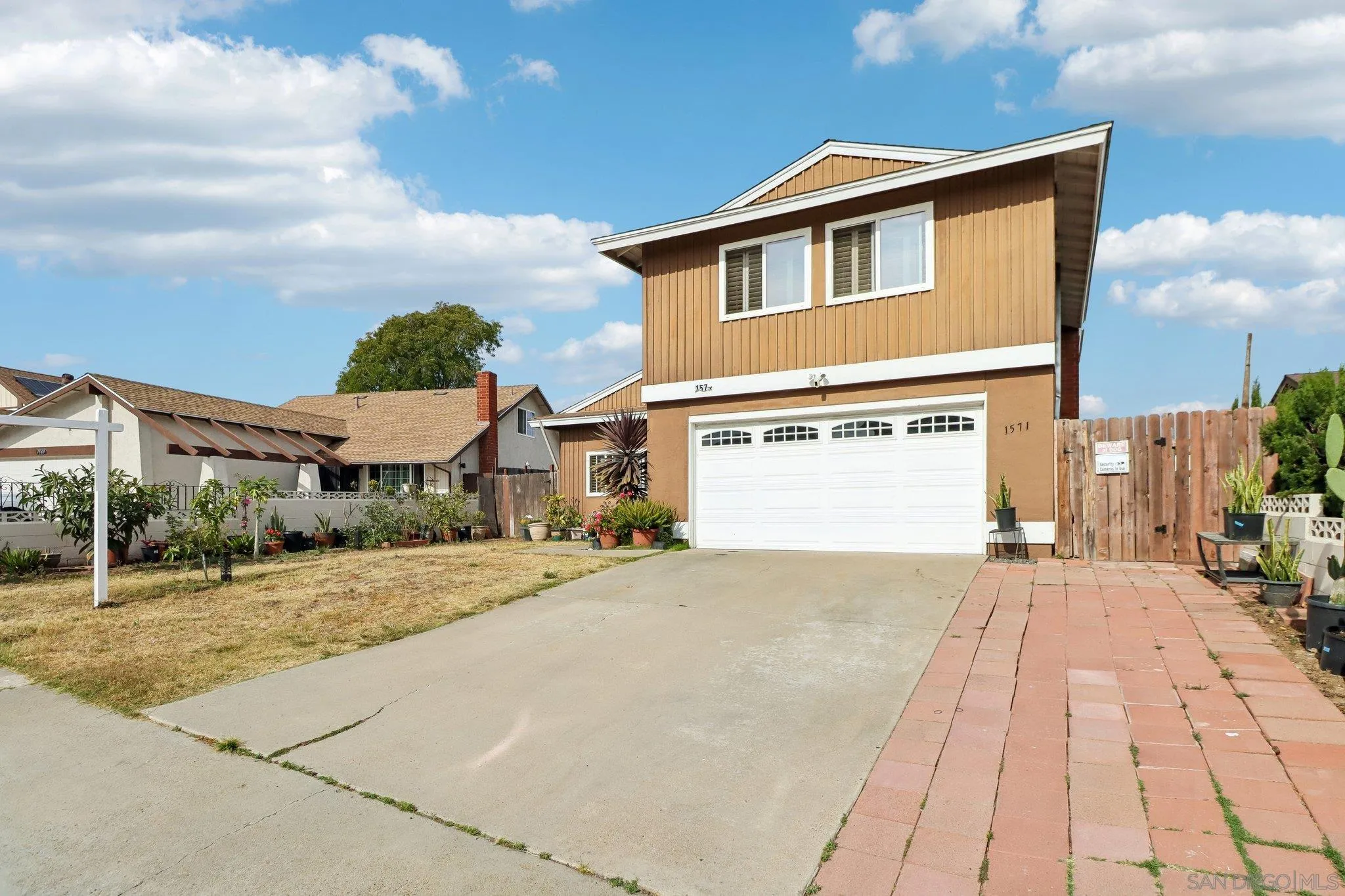 https://cdn.realtyfeed.com/cdn/127/260012831/b32a315ffe5e464554e205147279ffcd.webp