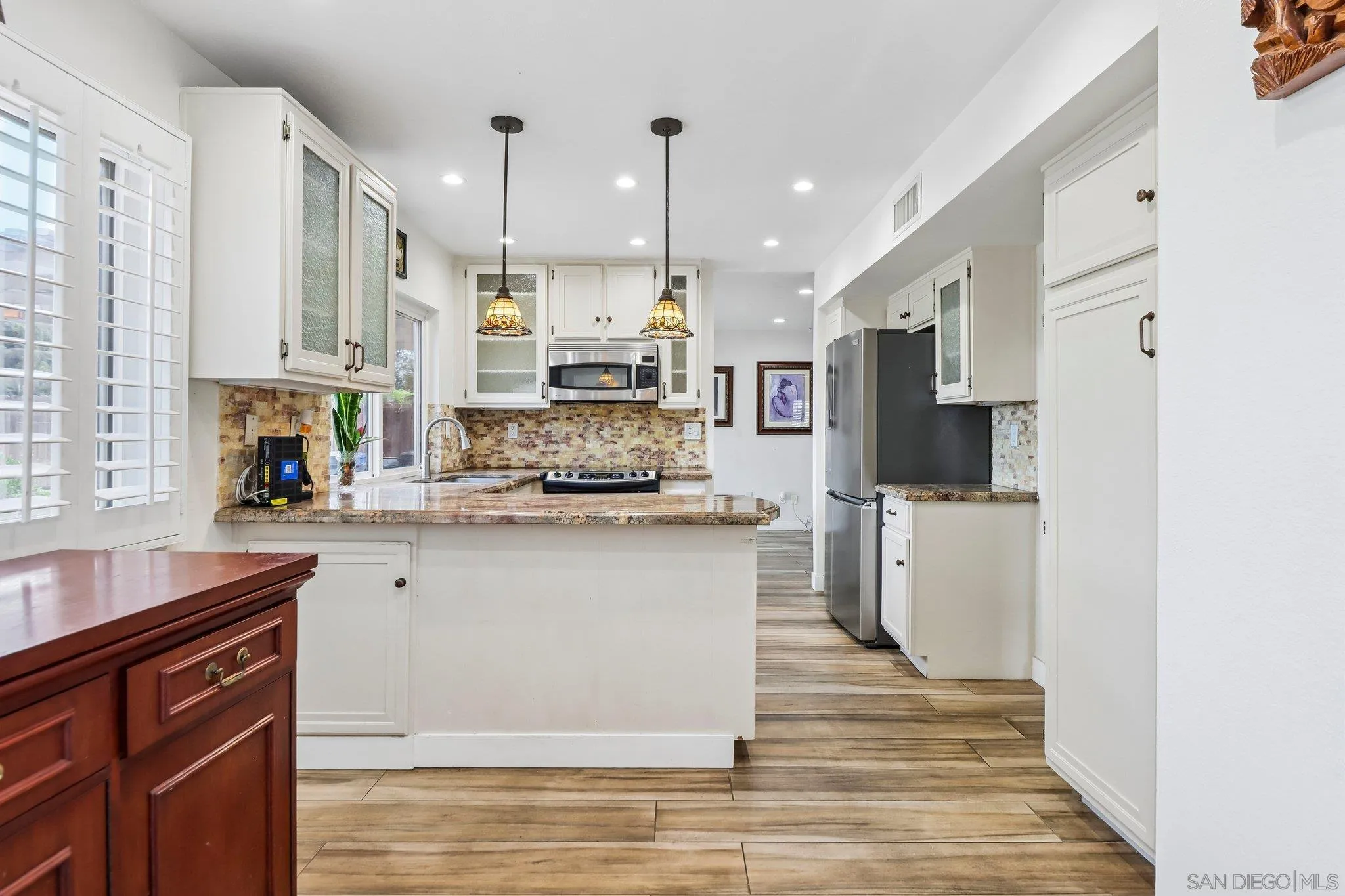 https://cdn.realtyfeed.com/cdn/127/260012831/ebcdb968675c73441e2c549398ff52e2.webp