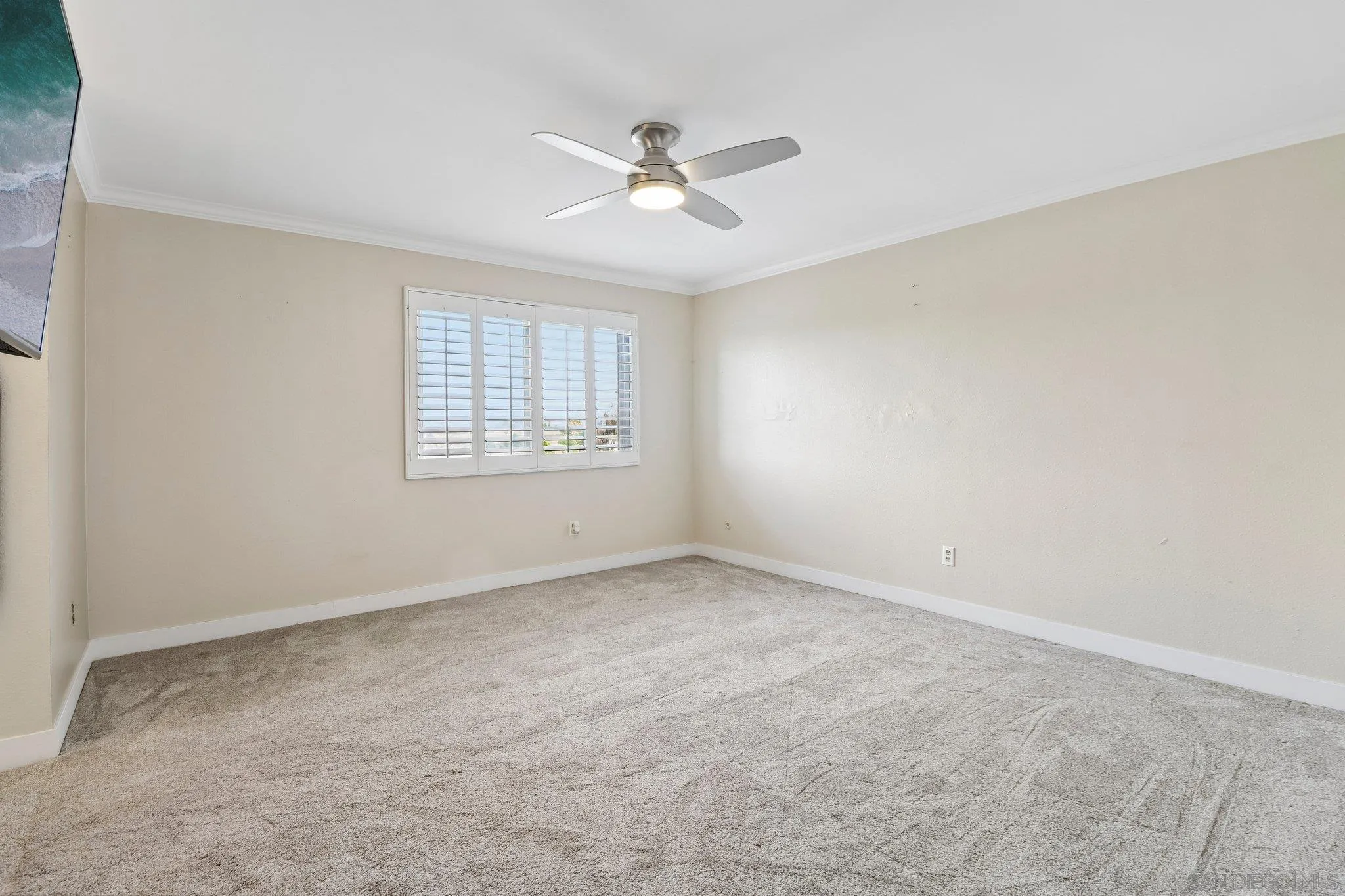 https://cdn.realtyfeed.com/cdn/127/260012831/fdfde39aabeff5fb75476293fe2fe80f.webp