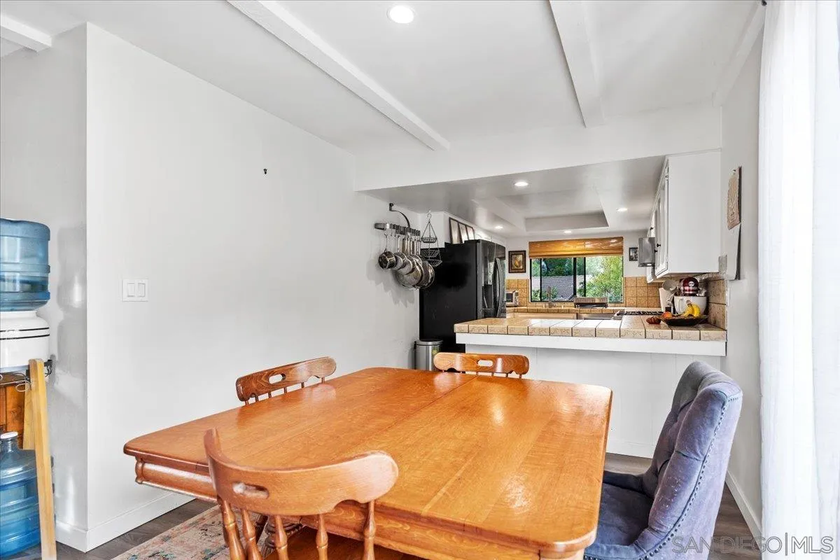 https://cdn.realtyfeed.com/cdn/127/260012832/20de265b69c804178dde764ece433e27.webp