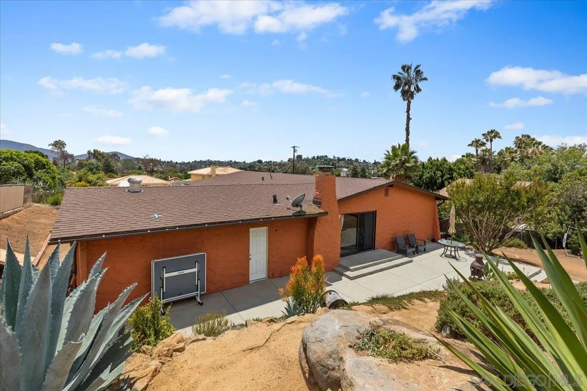 https://cdn.realtyfeed.com/cdn/127/260012832/236b334d9d79697ceaf6880fcfd01274.webp
