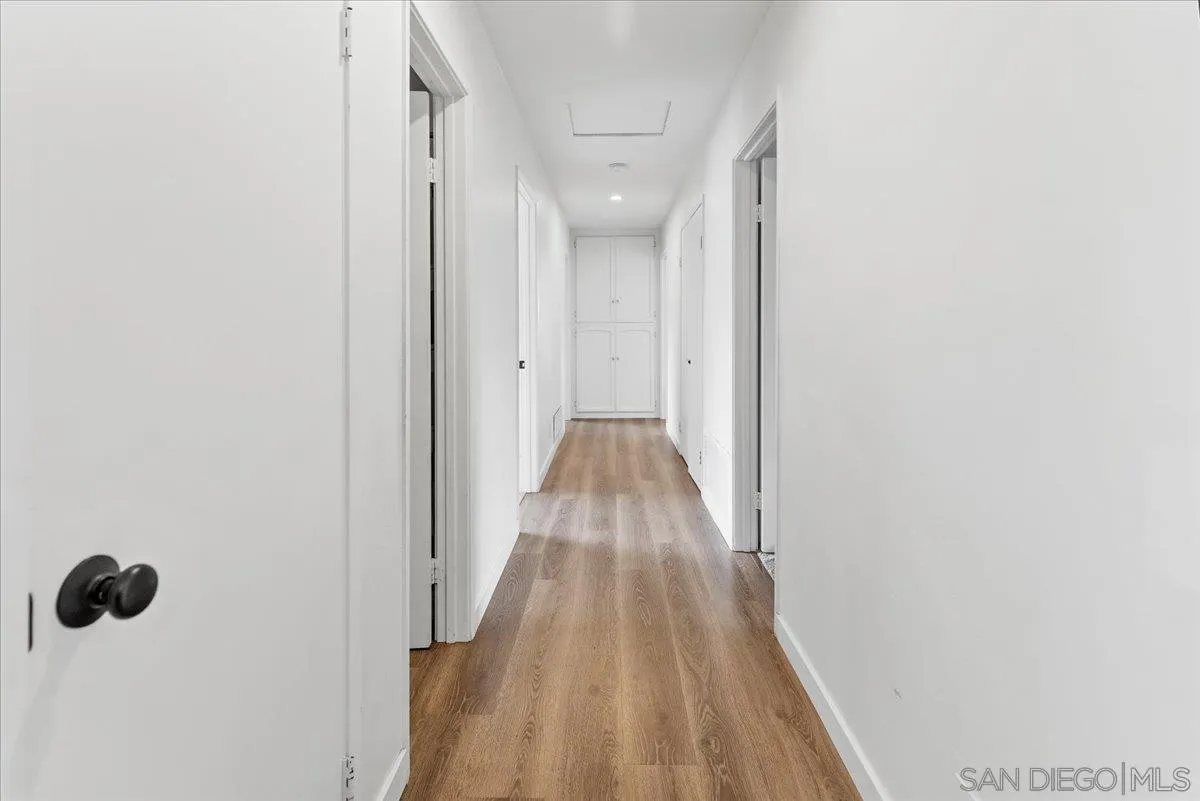https://cdn.realtyfeed.com/cdn/127/260012832/59c140cbf08bf8fe686570215c66f8ac.webp