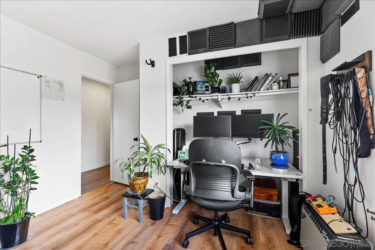 https://cdn.realtyfeed.com/cdn/127/260012832/e6c77b6e144d77cccf9bf5d79c682894.webp