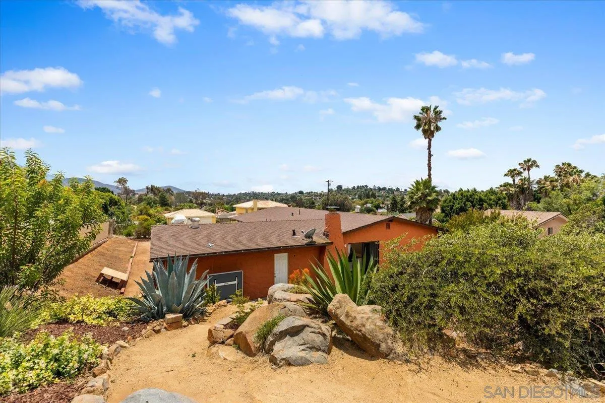 https://cdn.realtyfeed.com/cdn/127/260012832/ed0e952494d64ae180205d64e381bd3a.webp