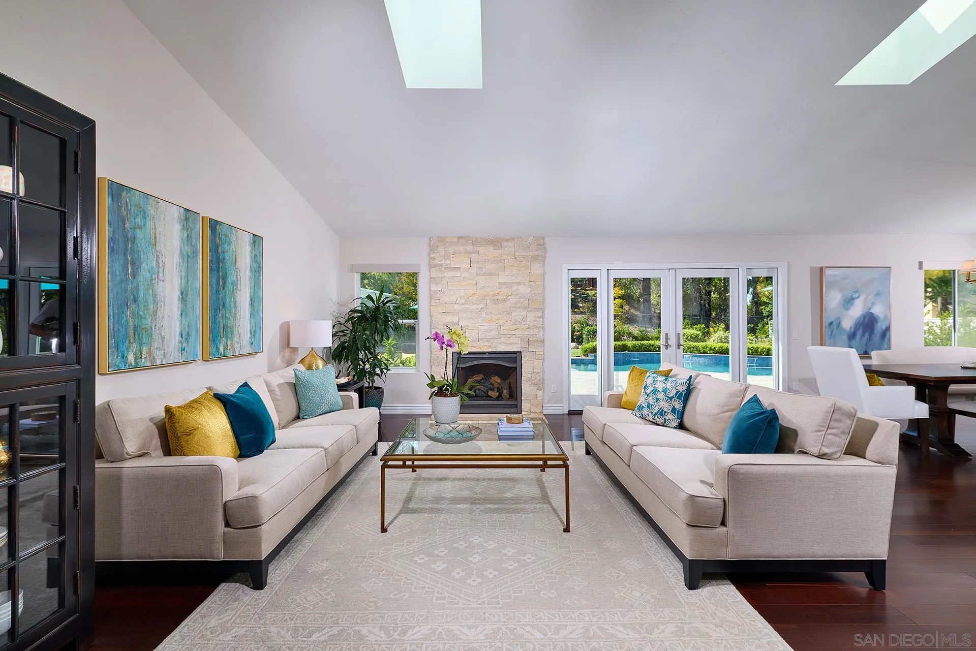 https://cdn.realtyfeed.com/cdn/127/260012833/6d78fd419d5328117b1f07a0f4c98f28.webp