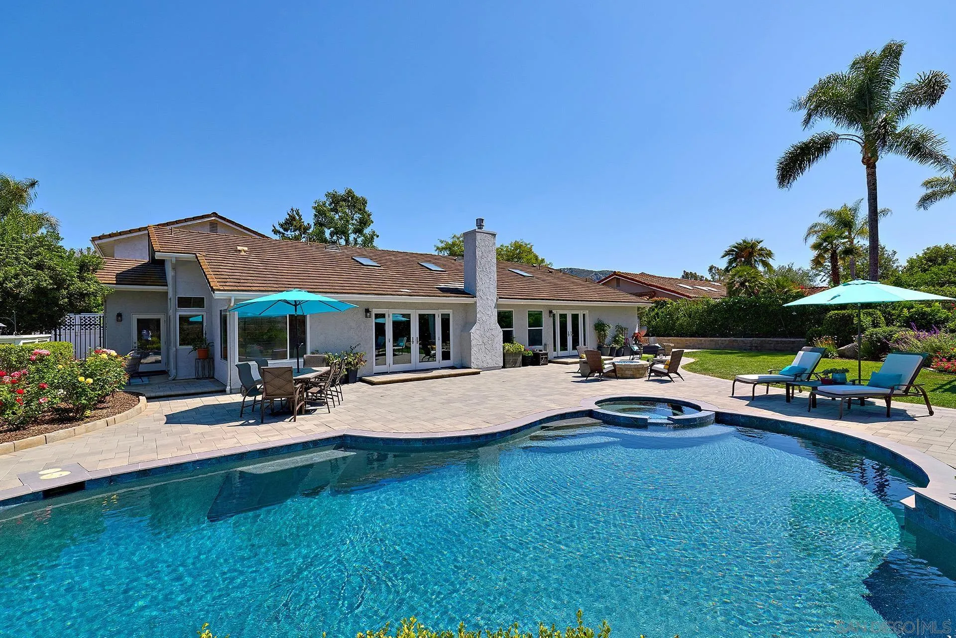 https://cdn.realtyfeed.com/cdn/127/260012833/8904ab210817f534777e9091f99b0ee2.webp