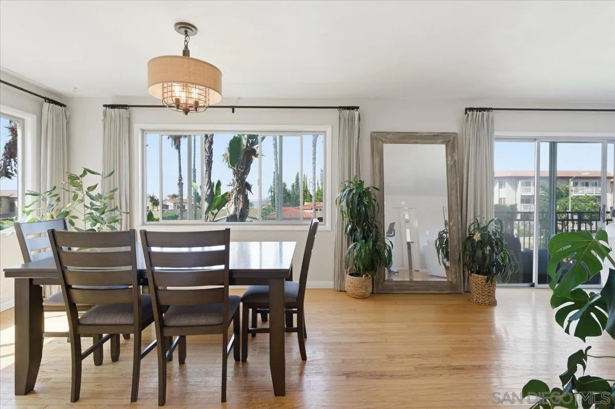 Photo #9: 260012837 Listing: Photo #9