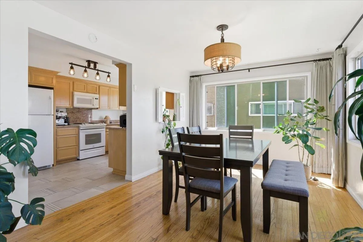 Photo #10: 260012837 Listing: Photo #10