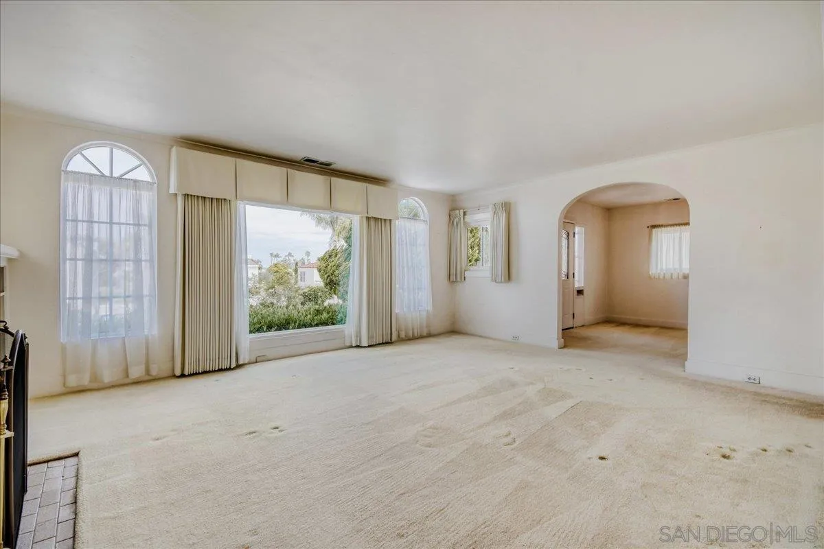 https://cdn.realtyfeed.com/cdn/127/260012843/9a550fe95736ba1954b6c1a347f1a41f.webp