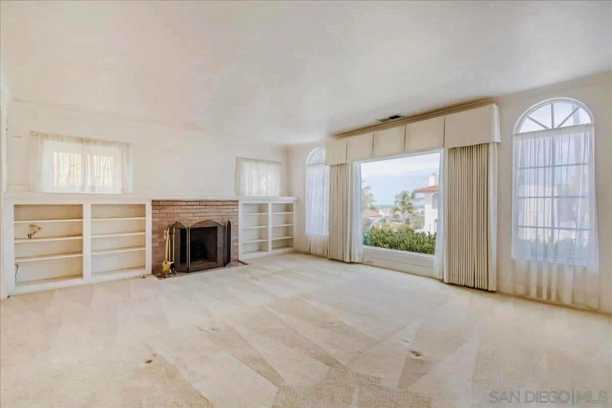 https://cdn.realtyfeed.com/cdn/127/260012843/a1287a50d99866932979b66f313ee8bd.webp