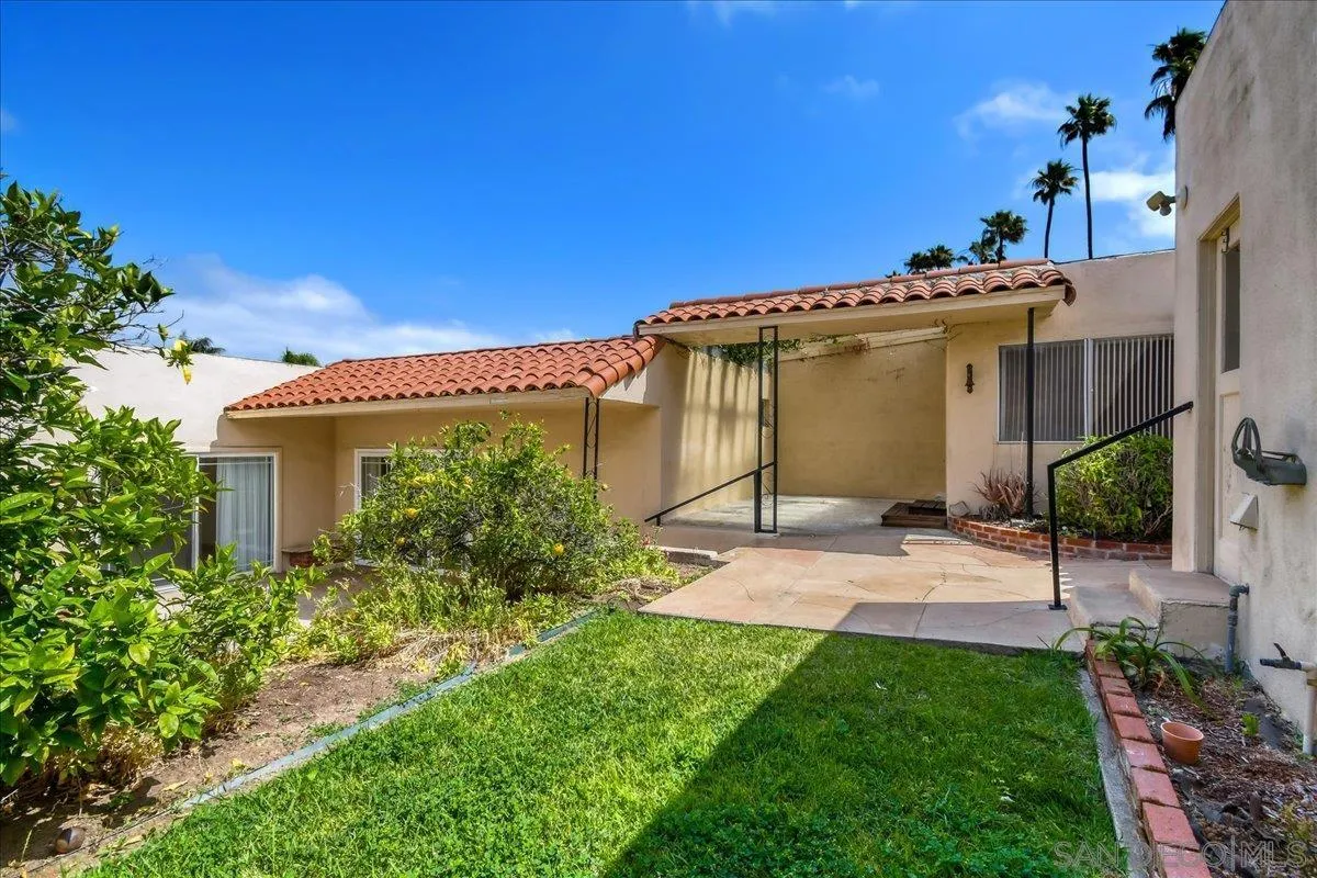 https://cdn.realtyfeed.com/cdn/127/260012843/c157bdcd8ab7047a1ecf2ab0067d39da.webp