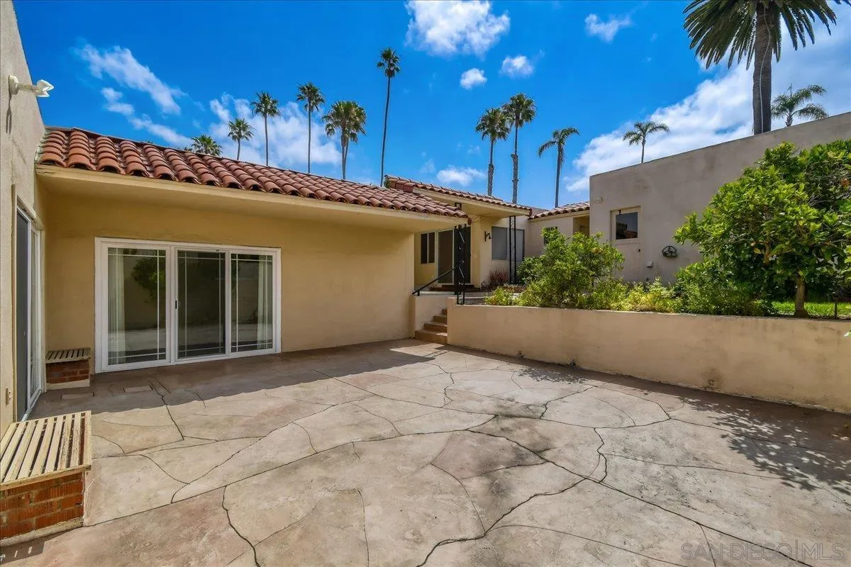 https://cdn.realtyfeed.com/cdn/127/260012843/e0d82f4b71cd56e24f31bc0b21046f39.webp