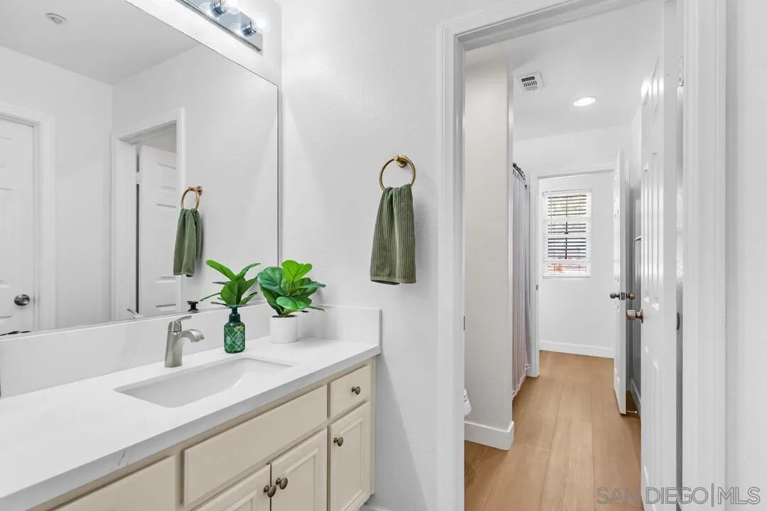 https://cdn.realtyfeed.com/cdn/127/260012845/1129c6dd8bfd1a7cec306b14b9378c40.webp