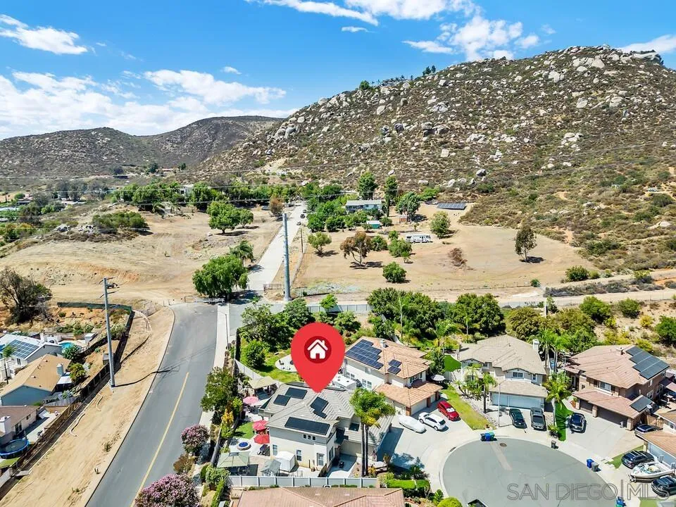 https://cdn.realtyfeed.com/cdn/127/260012845/3dfb126da2d91c6f04c665a3ed9002fb.webp