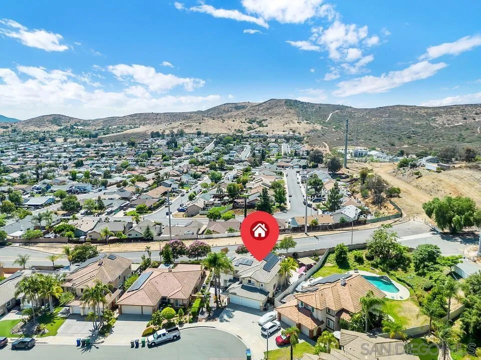 https://cdn.realtyfeed.com/cdn/127/260012845/4c2ba2f9fce643d8a29921154547df10.webp