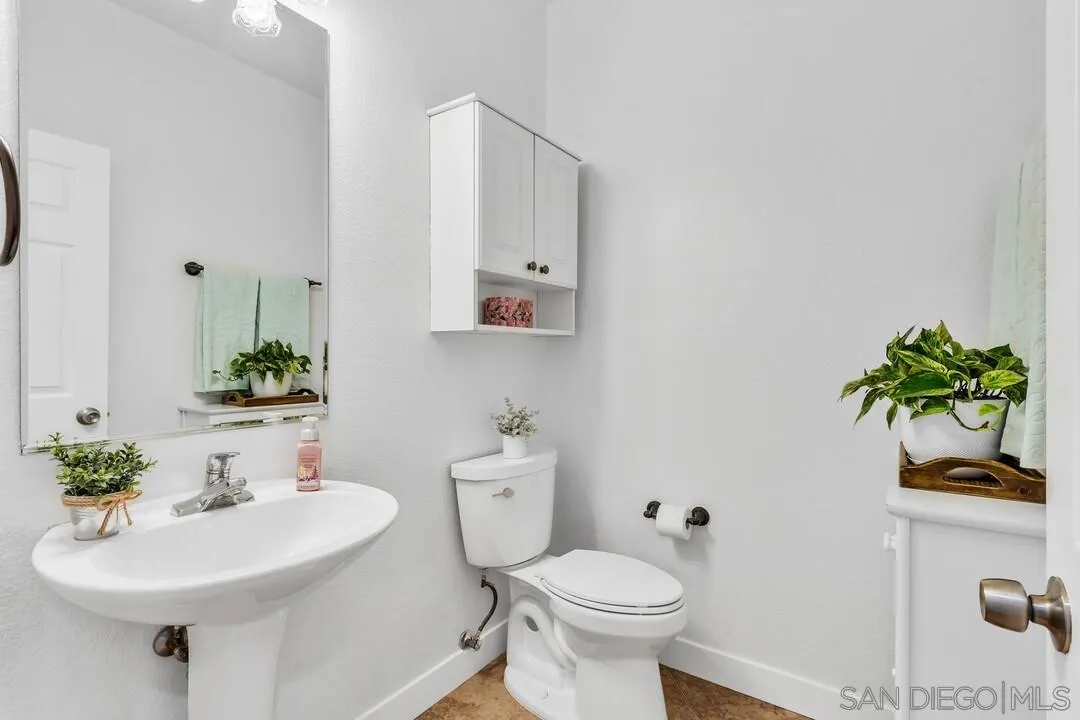 https://cdn.realtyfeed.com/cdn/127/260012845/97edb40beae94fd30891675d31e3887d.webp