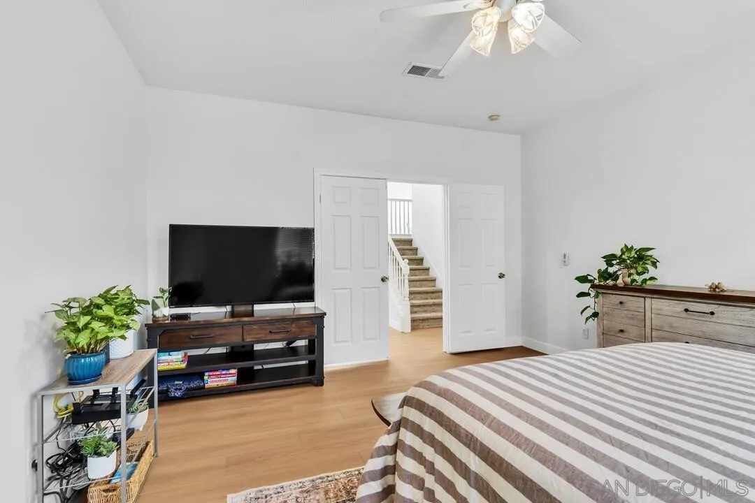 https://cdn.realtyfeed.com/cdn/127/260012845/9dcaba0b5ec06206fee0216324e38b17.webp