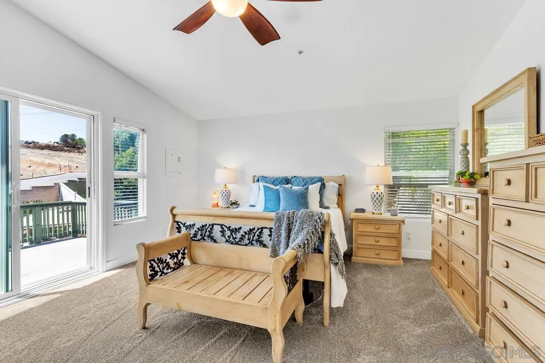https://cdn.realtyfeed.com/cdn/127/260012845/aebafc7600b54ff2d96466d96d498bc4.webp