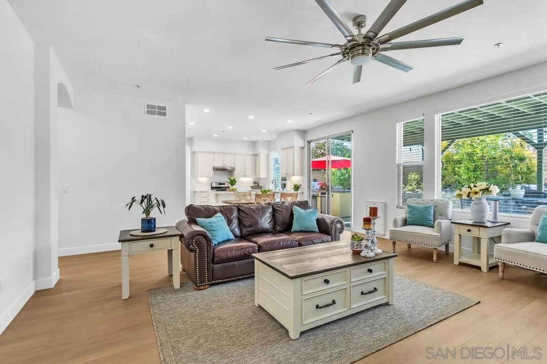 https://cdn.realtyfeed.com/cdn/127/260012845/b5b5902da2a68326ba1cc8ec742a3b60.webp