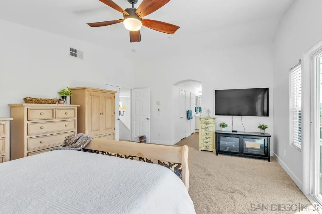 https://cdn.realtyfeed.com/cdn/127/260012845/f774afc8168c1456bc39f540f8264de4.webp