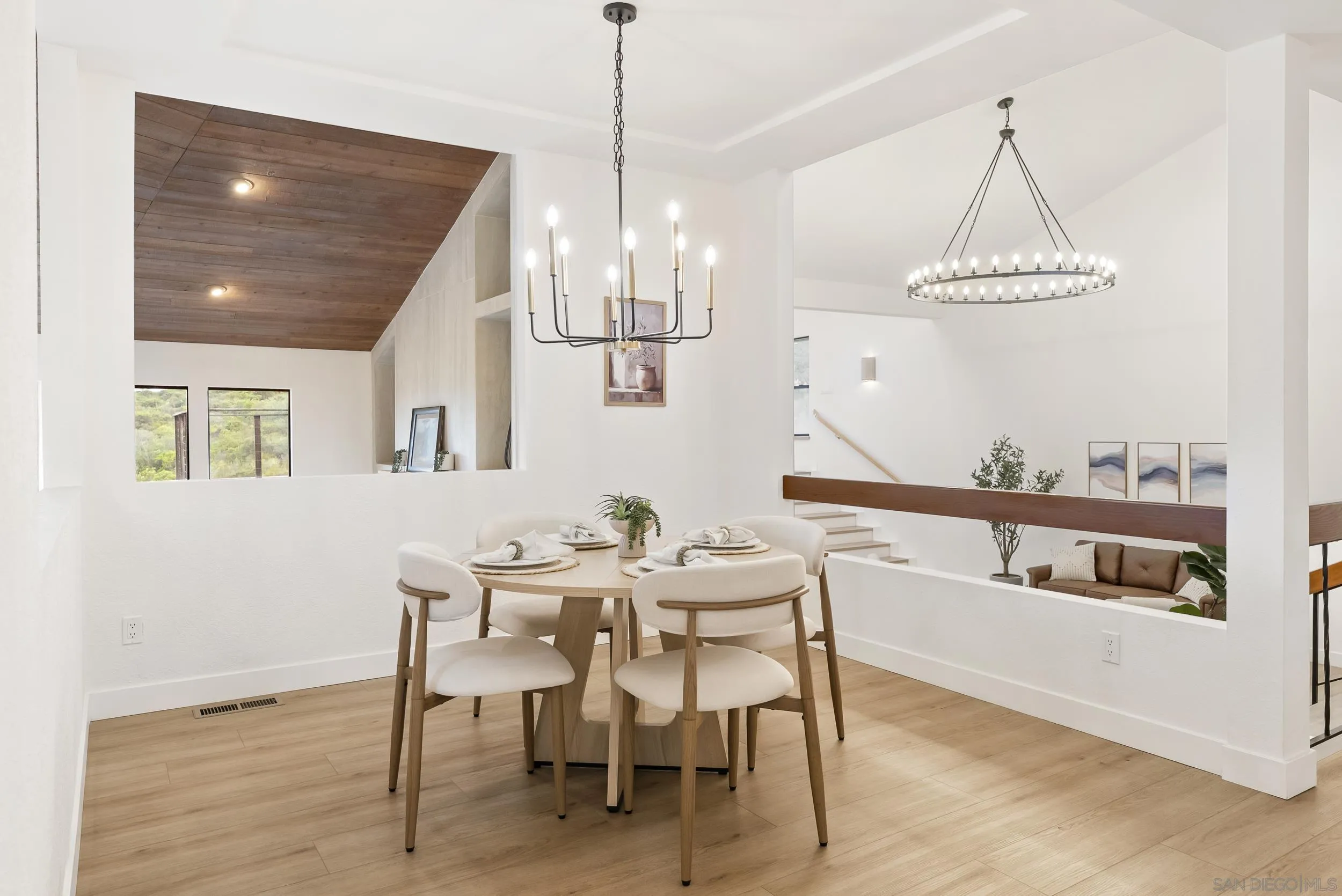https://cdn.realtyfeed.com/cdn/127/260012846/131df1ae72a22288dac19c32342eebcf.webp