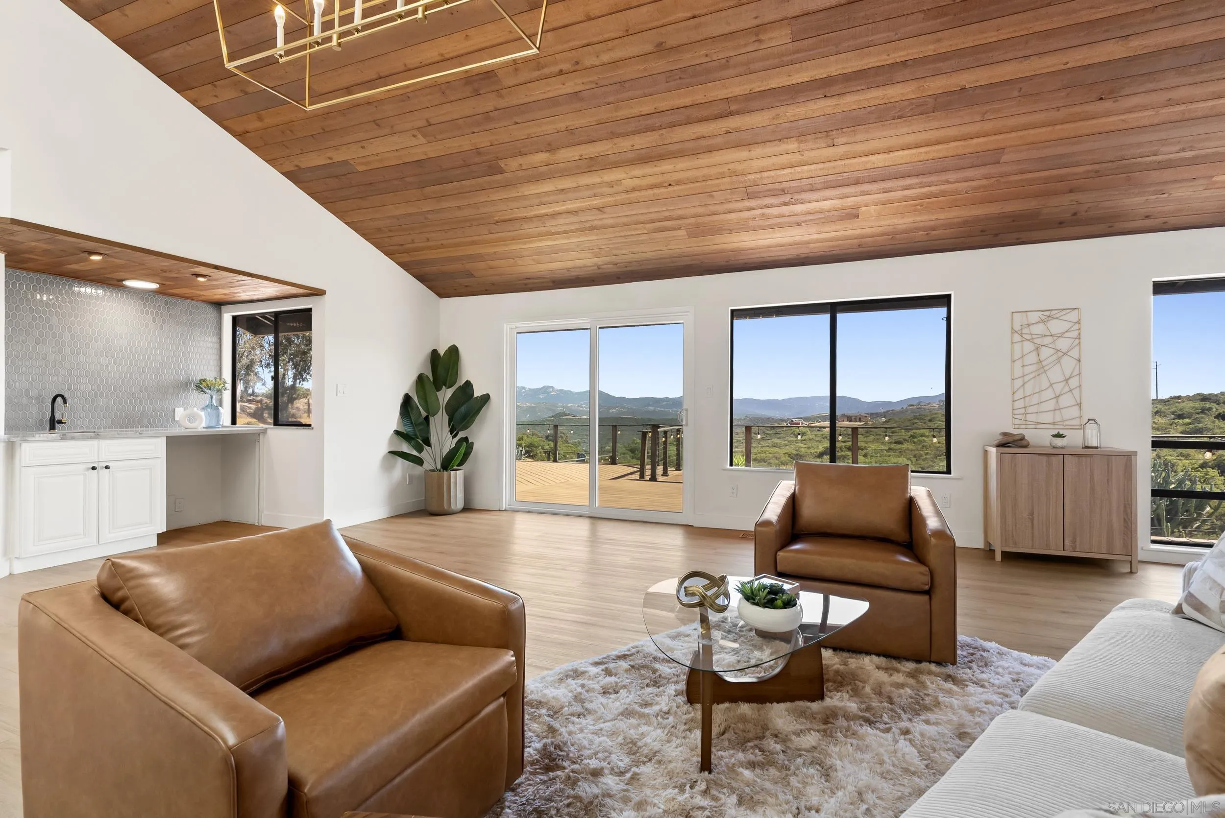 https://cdn.realtyfeed.com/cdn/127/260012846/1cf53ea6aecca157572aa3be39911deb.webp