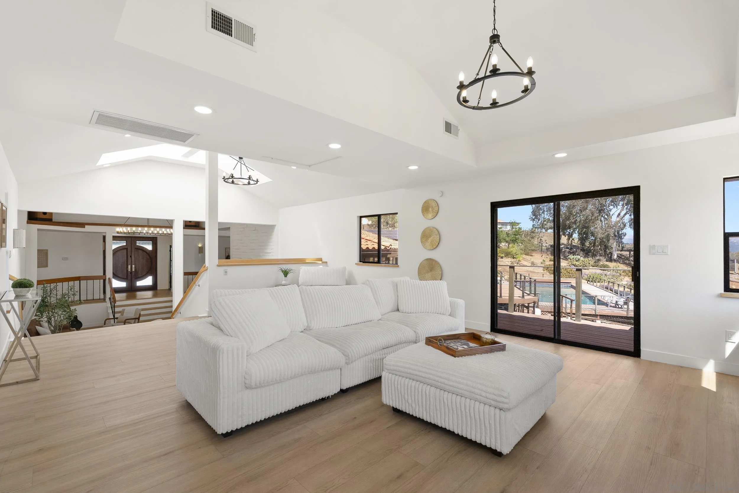 https://cdn.realtyfeed.com/cdn/127/260012846/561298057499ccddeb0a75d0c94bcdb2.webp