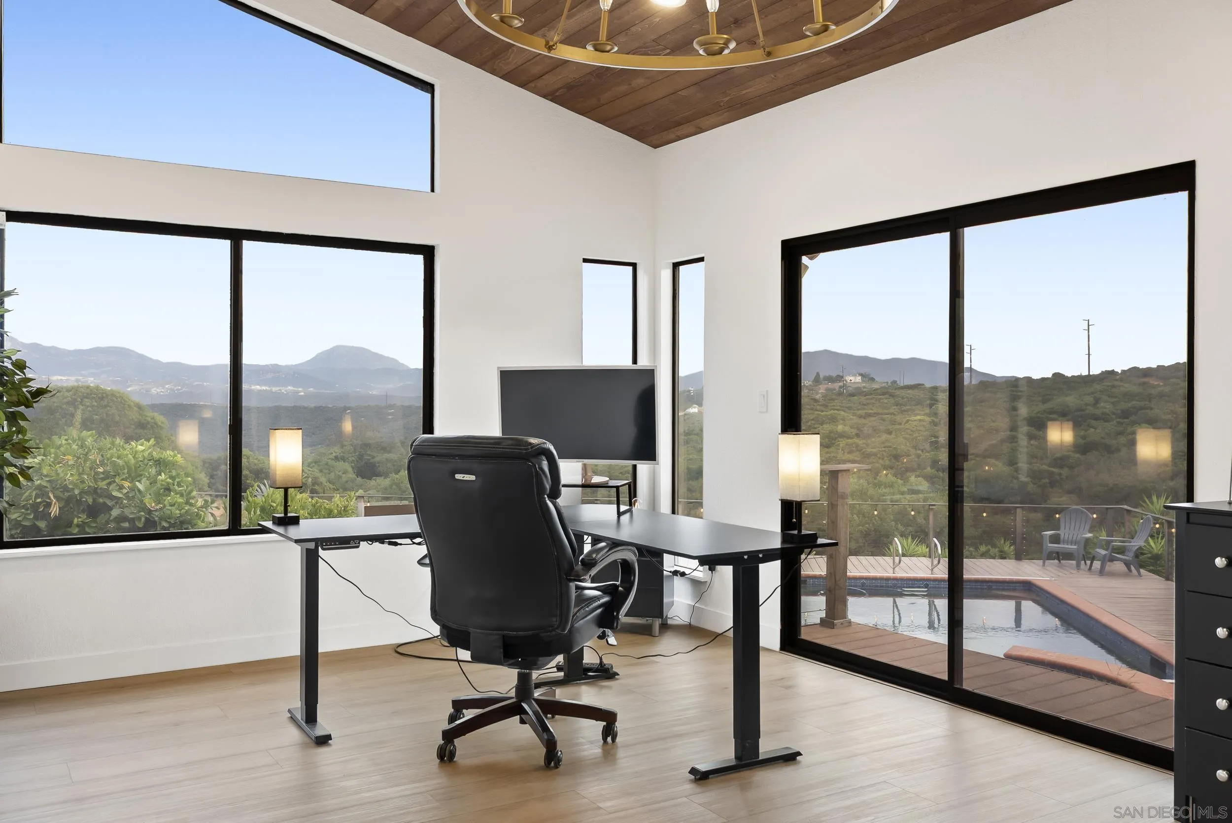 https://cdn.realtyfeed.com/cdn/127/260012846/7c6cd4e8003bf93757fd74f90c71eea9.webp