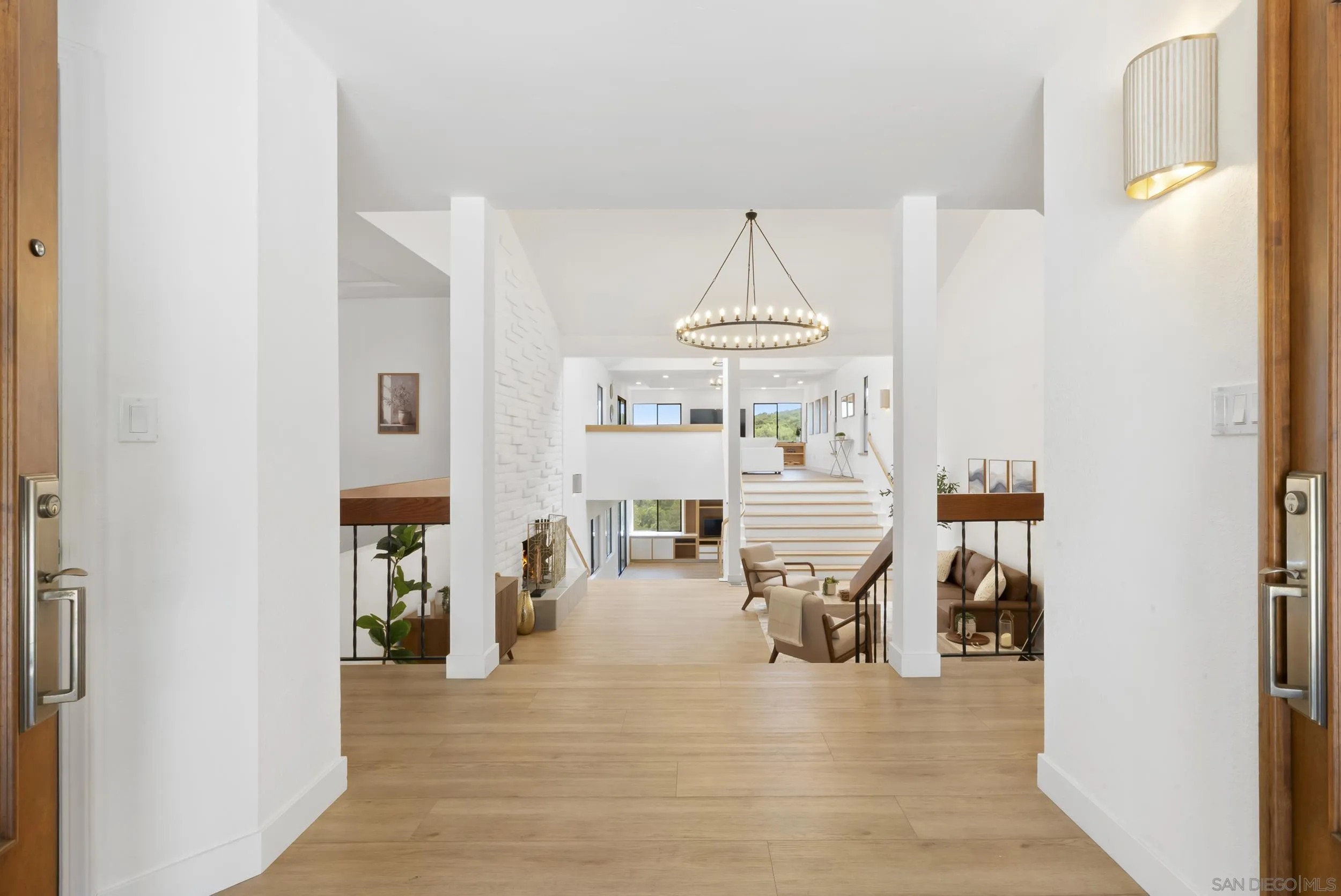 https://cdn.realtyfeed.com/cdn/127/260012846/aeeb7e4c7dfeb0fa1a97973978b66ebe.webp