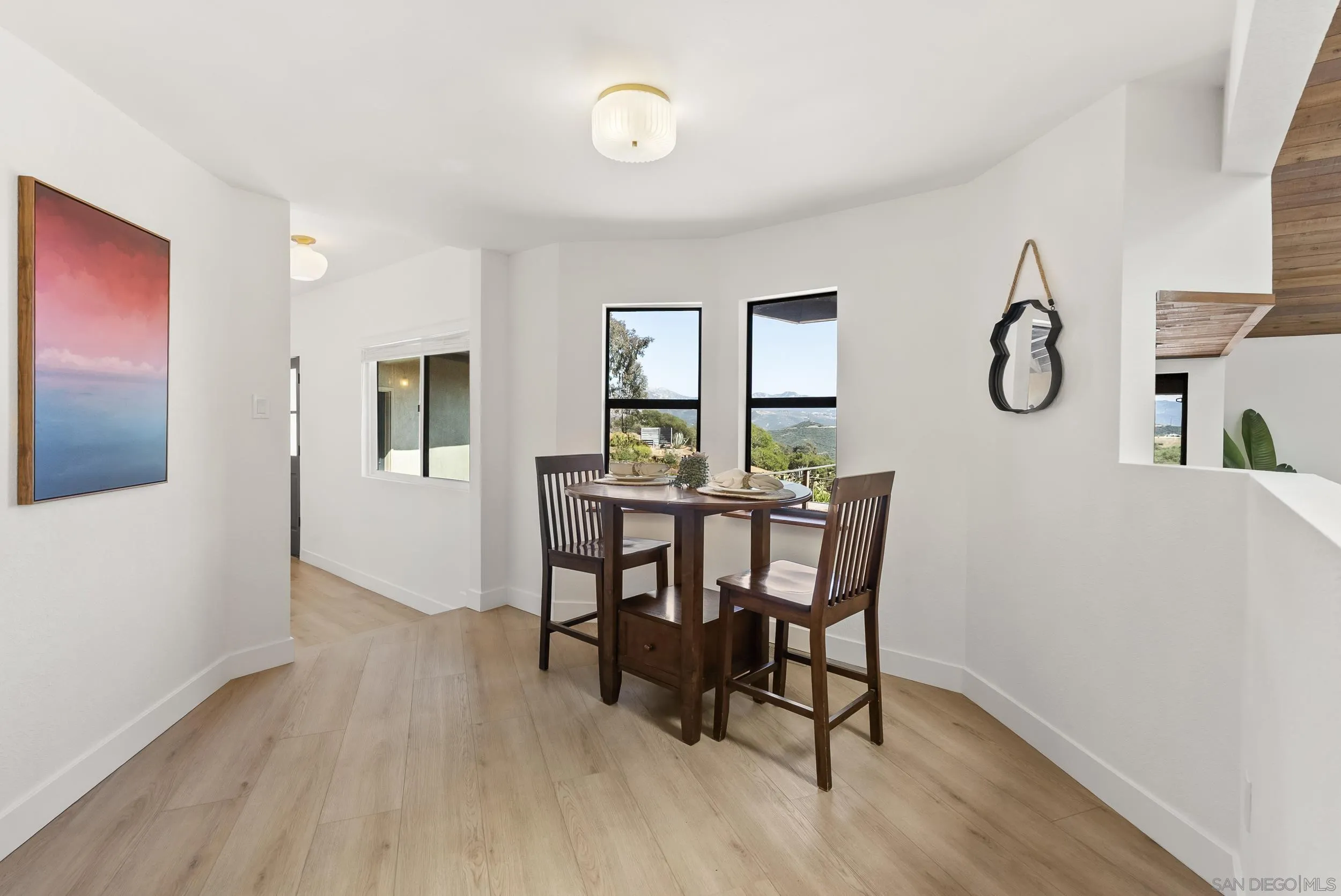 https://cdn.realtyfeed.com/cdn/127/260012846/cf163cbff72642beb6118e2993fe24de.webp