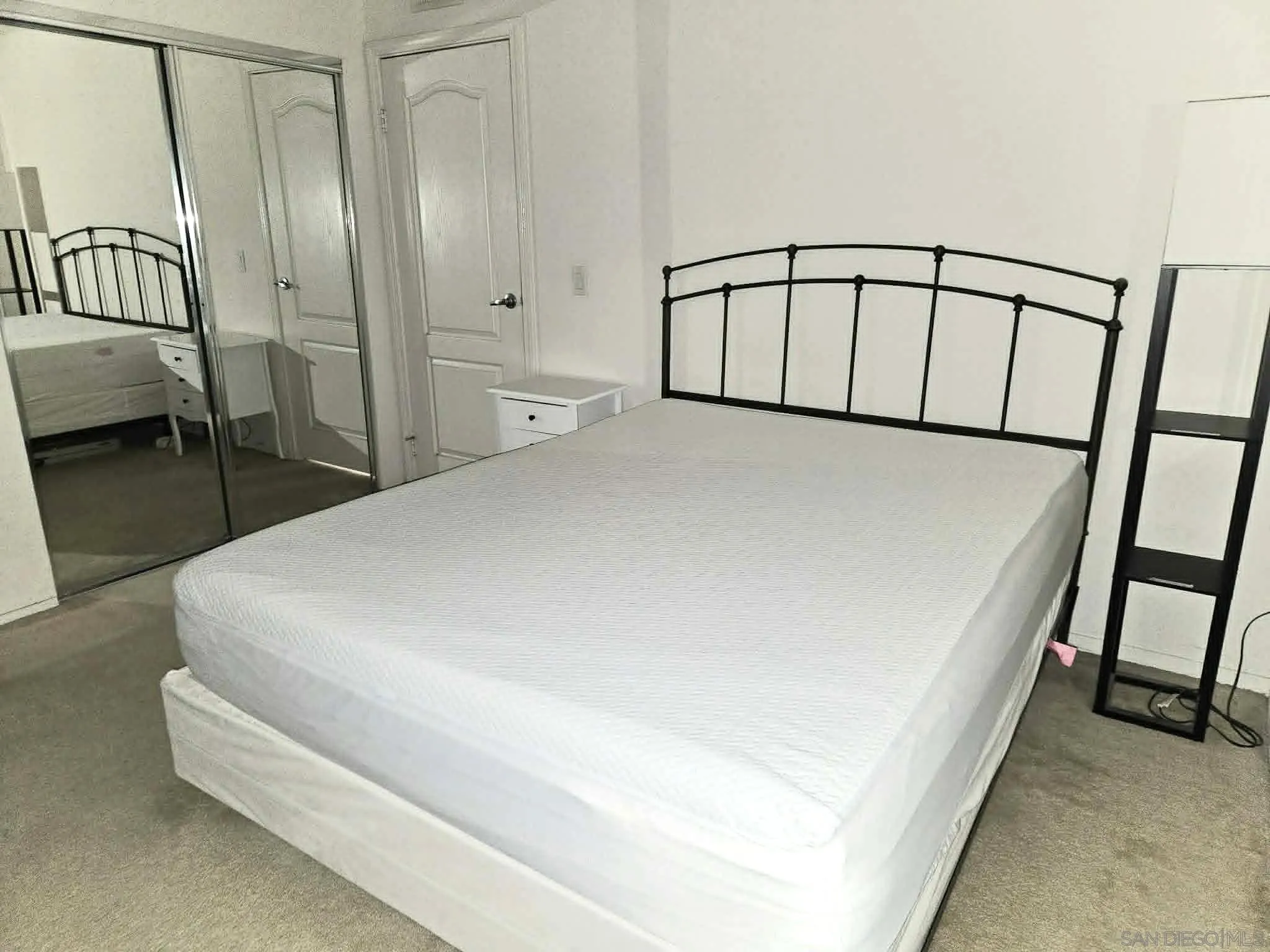 Photo #5: 260012855 Listing: Photo #5