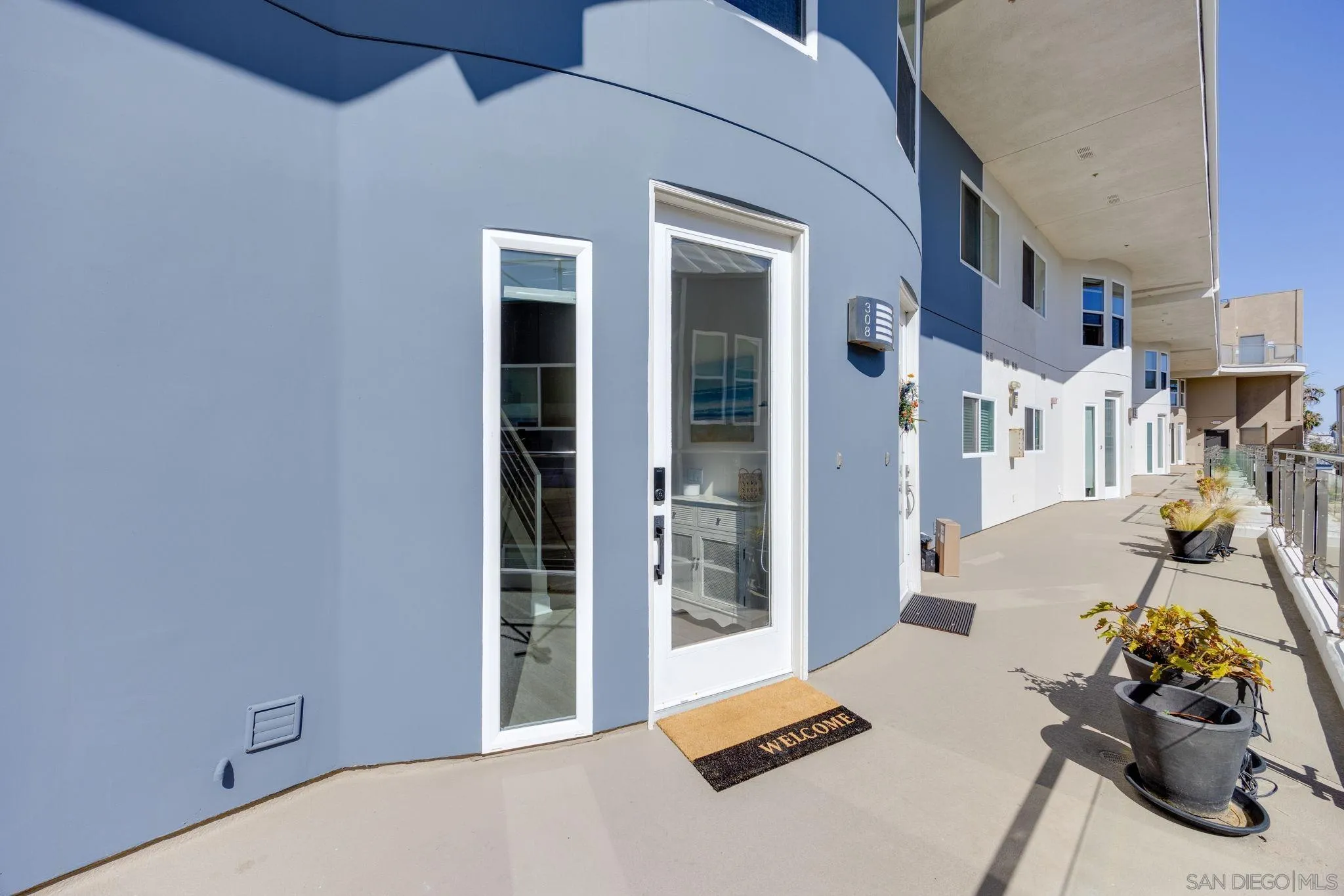 https://cdn.realtyfeed.com/cdn/127/260012856/2555a8e3bd34004c3abf8069498667ea.webp