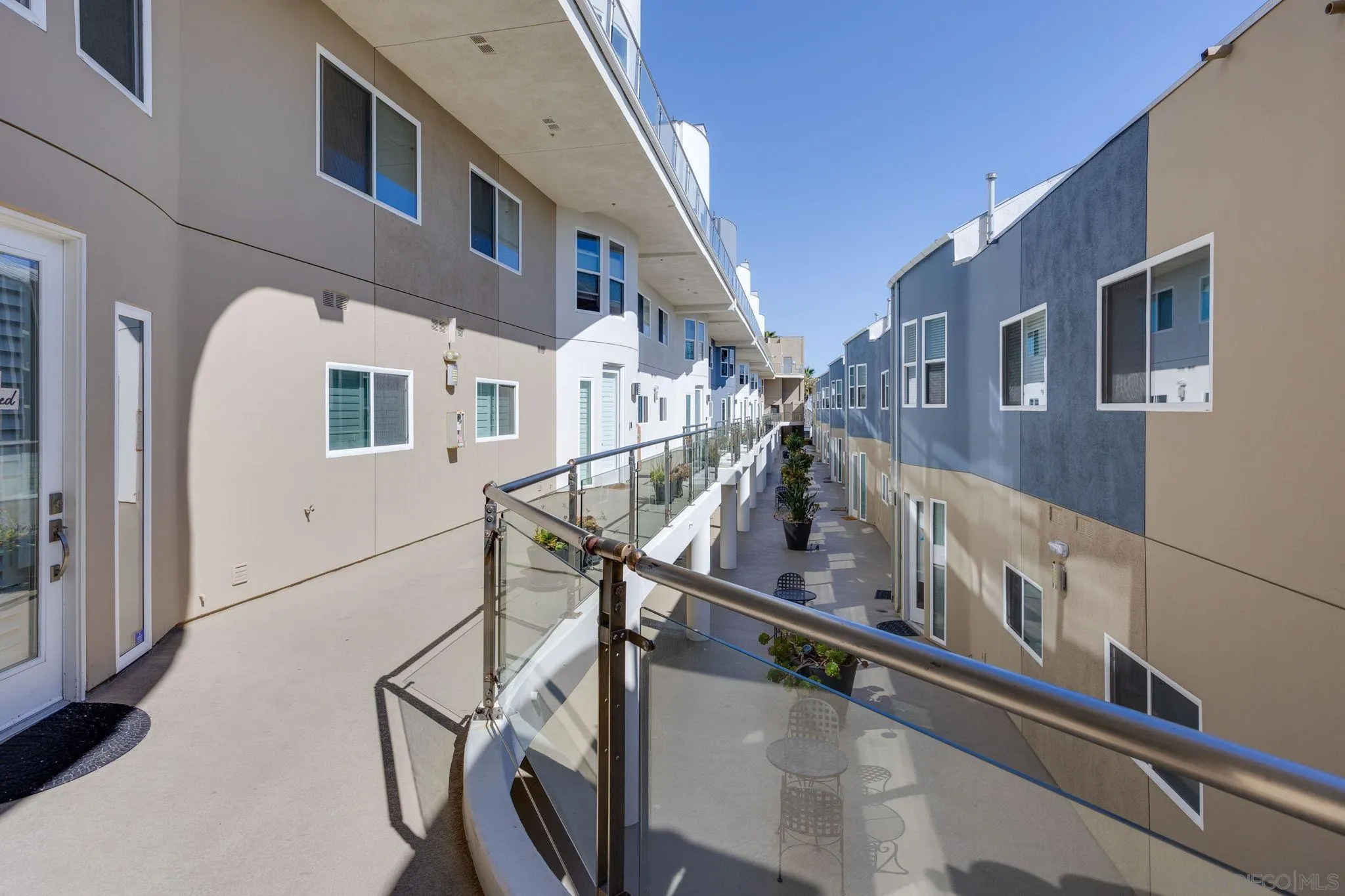 https://cdn.realtyfeed.com/cdn/127/260012856/3955cd8d77de2cb148451ab47d76ea4a.webp