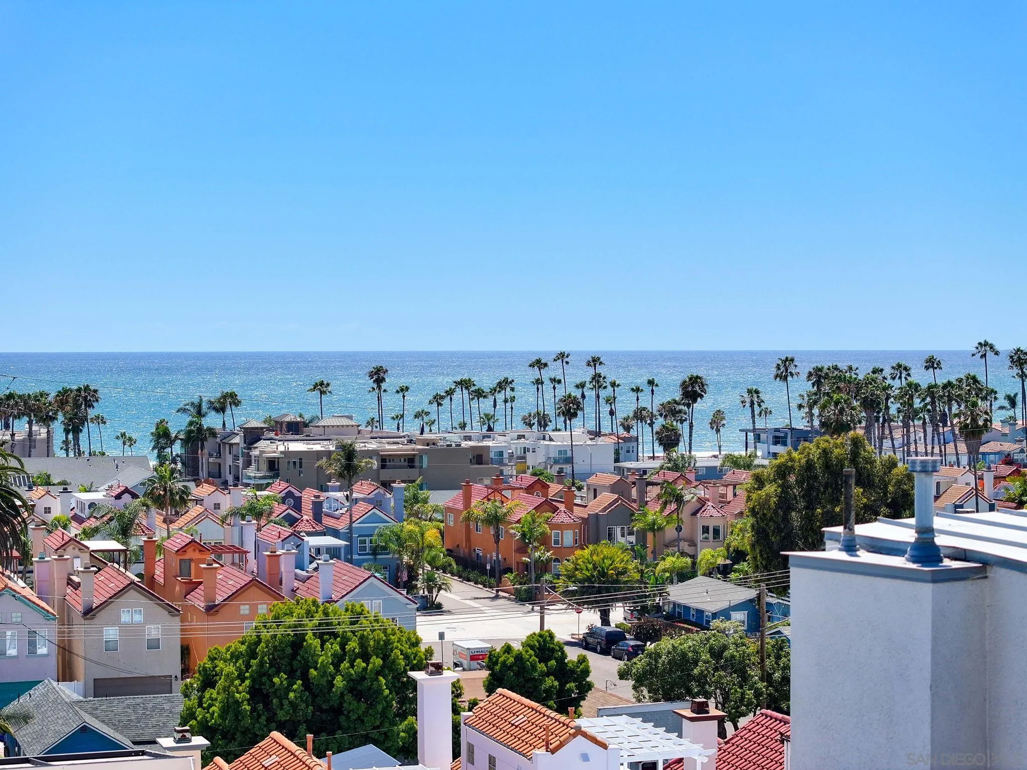 https://cdn.realtyfeed.com/cdn/127/260012856/56afb2bb41d40b6f09eba5dcf66fe969.webp