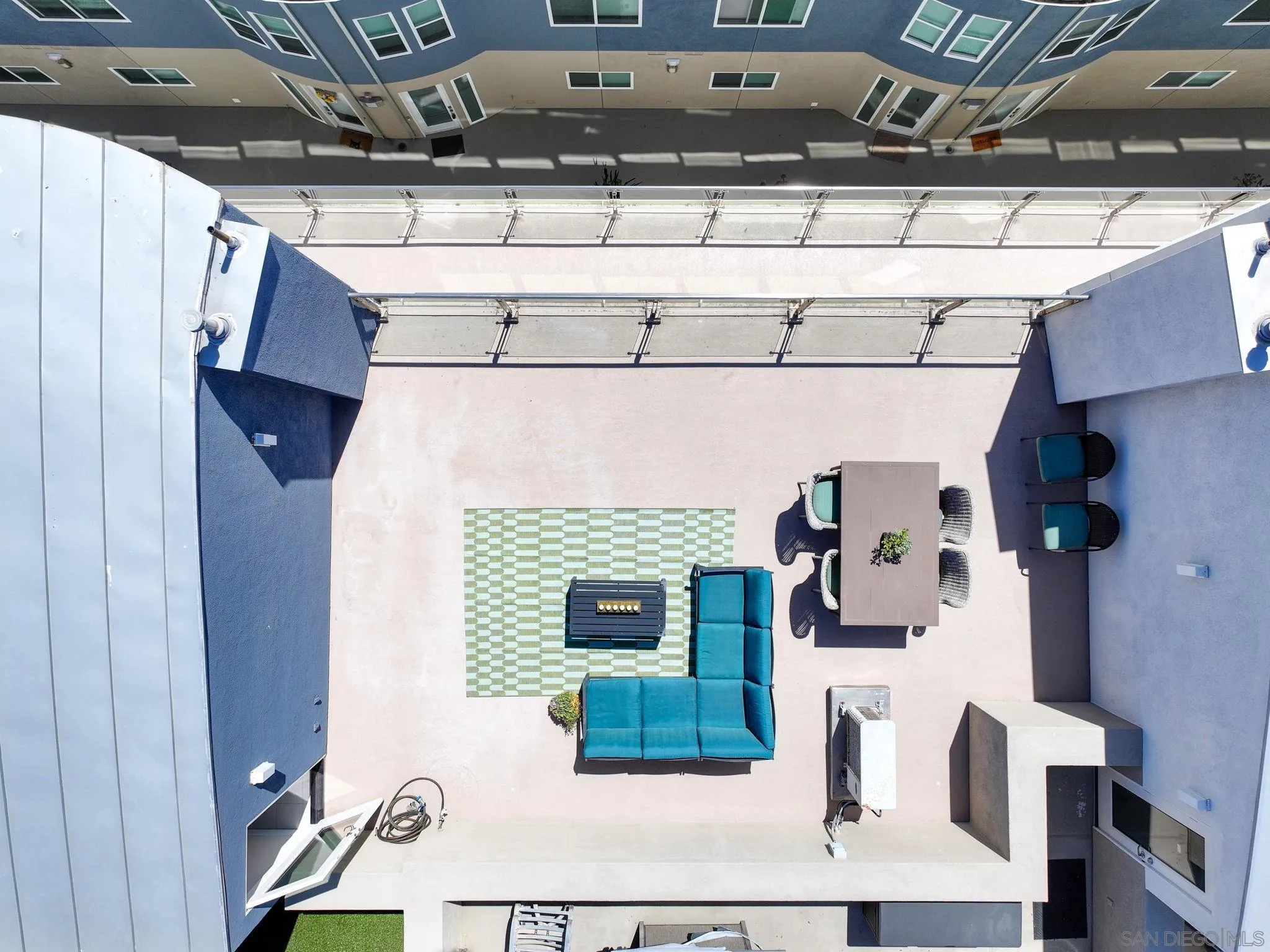 https://cdn.realtyfeed.com/cdn/127/260012856/6d0aebfdcc0872c939b49aa4da01a4f4.webp
