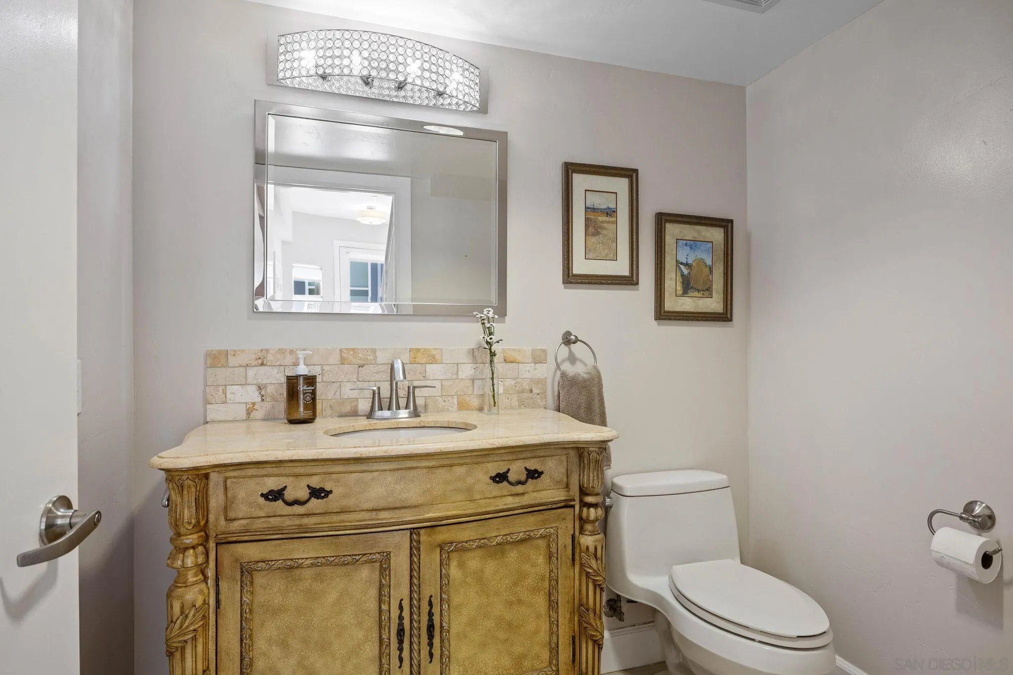 https://cdn.realtyfeed.com/cdn/127/260012856/ca16c5388cb8e720e3f6350ec5f4de2b.webp