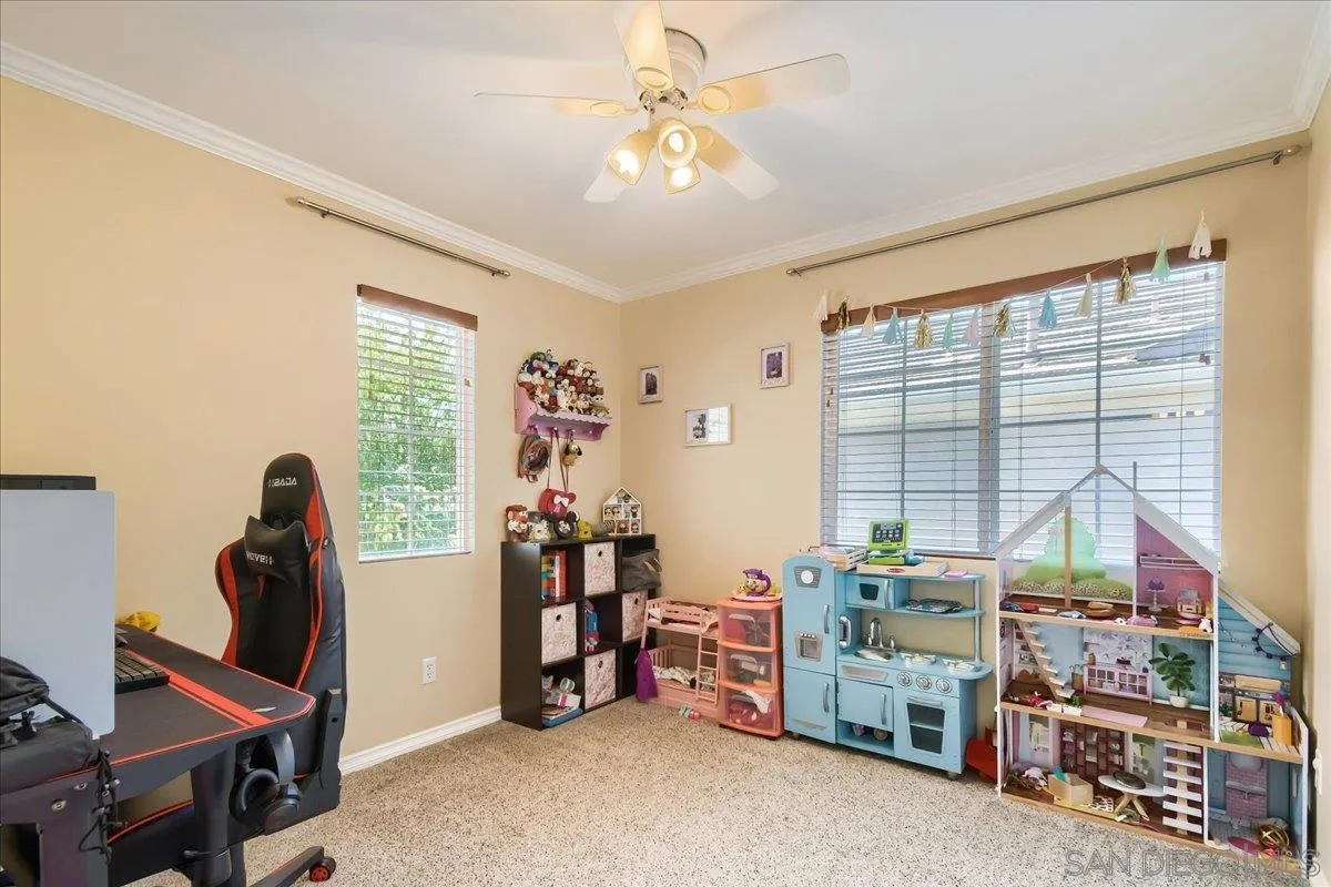 https://cdn.realtyfeed.com/cdn/127/260012859/37fb3d2e28b534bd6bc1f392ca7fcb17.webp