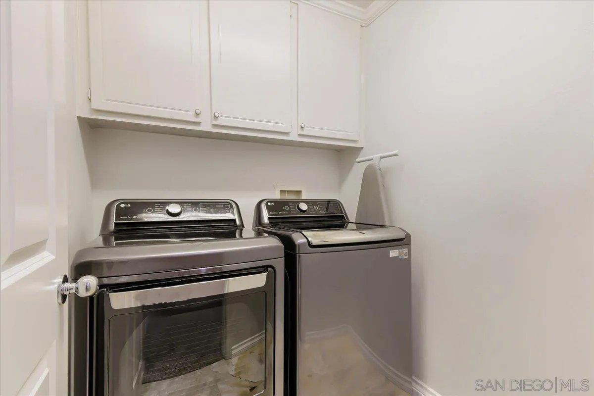 https://cdn.realtyfeed.com/cdn/127/260012859/646bca07214b492387c36e2bbb9f7d9e.webp