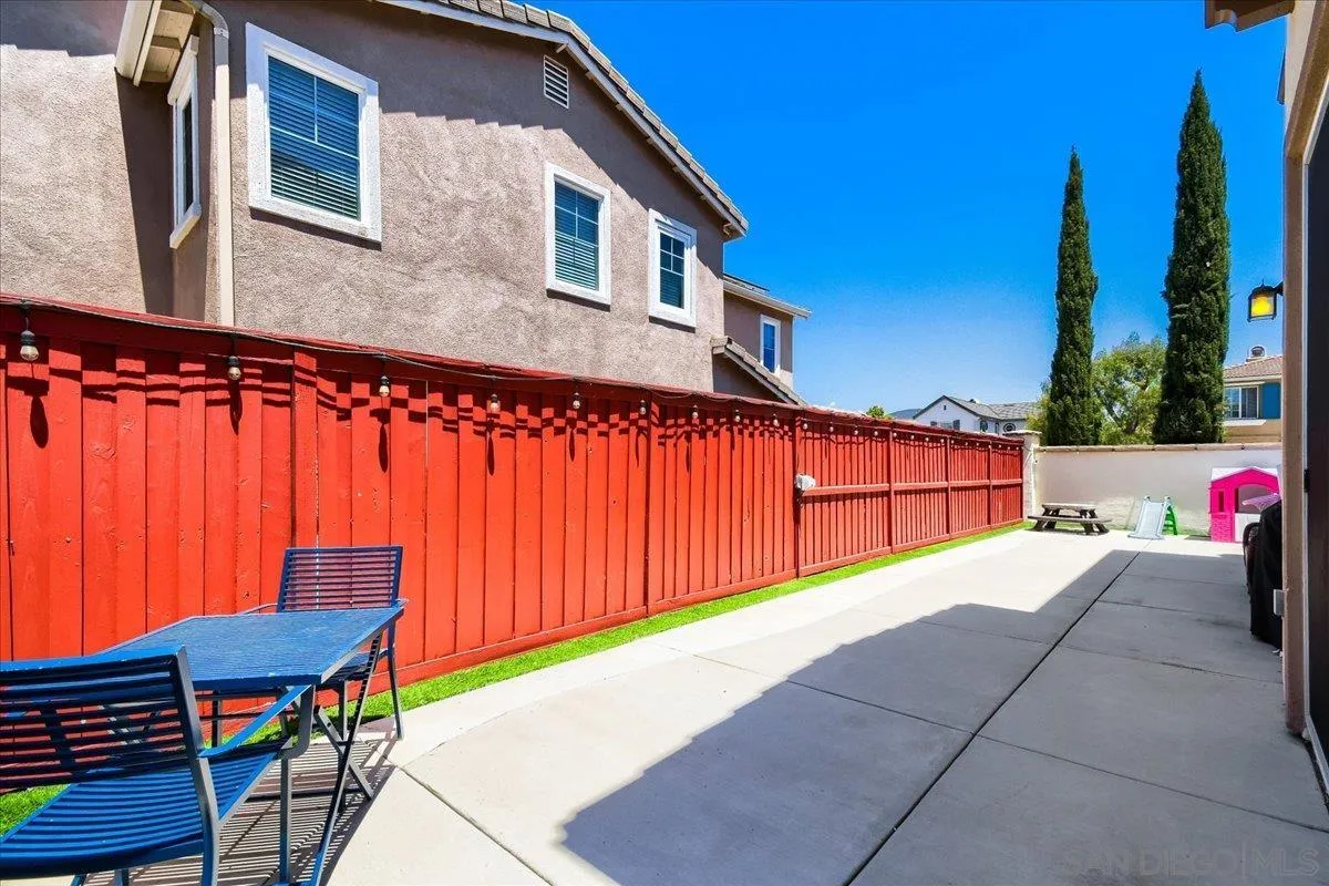 https://cdn.realtyfeed.com/cdn/127/260012859/a463c752c33b33895893374d10e90b76.webp