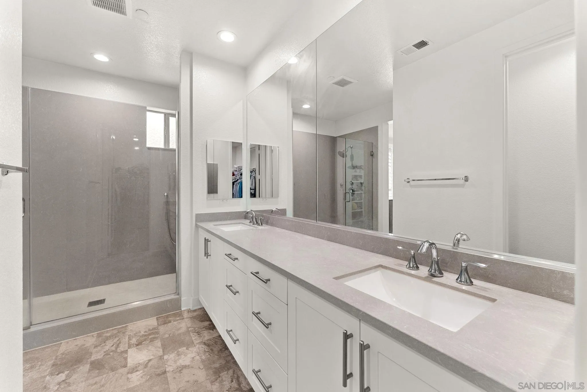 Photo #34: 260012865 Listing: Photo #34