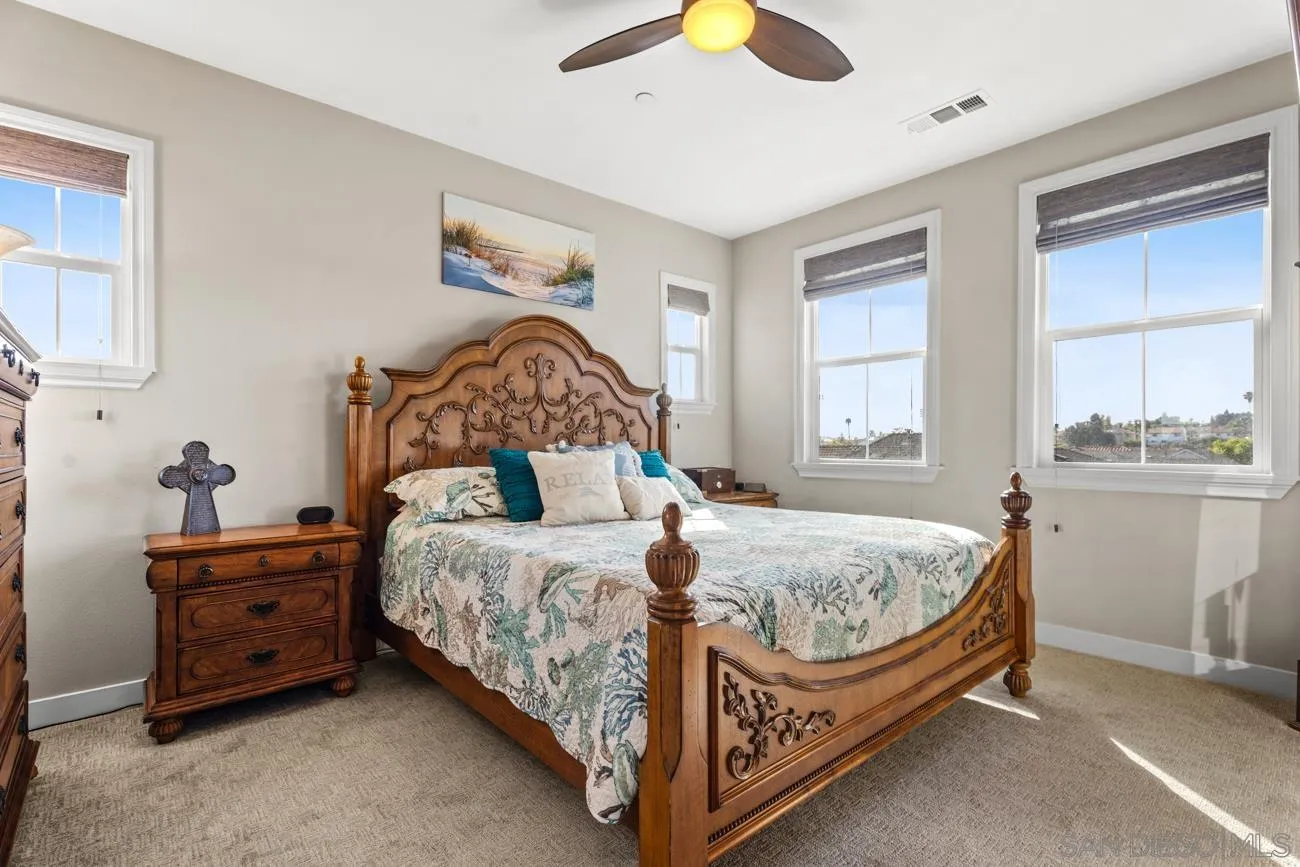https://cdn.realtyfeed.com/cdn/127/260012866/93bb8bfae36961ba86a3aa8d71c78b59.webp