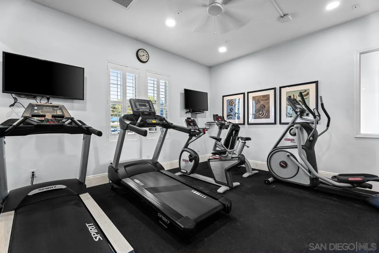 https://cdn.realtyfeed.com/cdn/127/260012866/a6af57f17f171e1360a53be9ea3e736a.webp