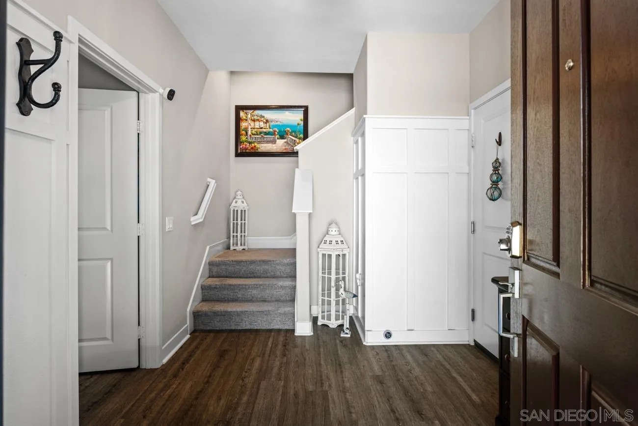 https://cdn.realtyfeed.com/cdn/127/260012866/f6c33811d5f63a995e71d92e6c7193c1.webp