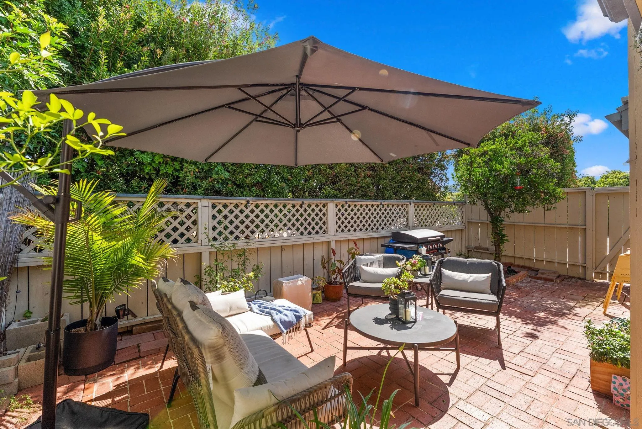 https://cdn.realtyfeed.com/cdn/127/260012867/6bfe9e0defe62a9c5cda7efe42ddf7c1.webp