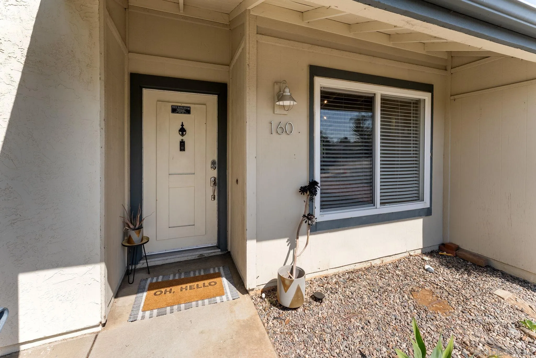 https://cdn.realtyfeed.com/cdn/127/260012867/9fb21a691b81a488fe405548c54772aa.webp