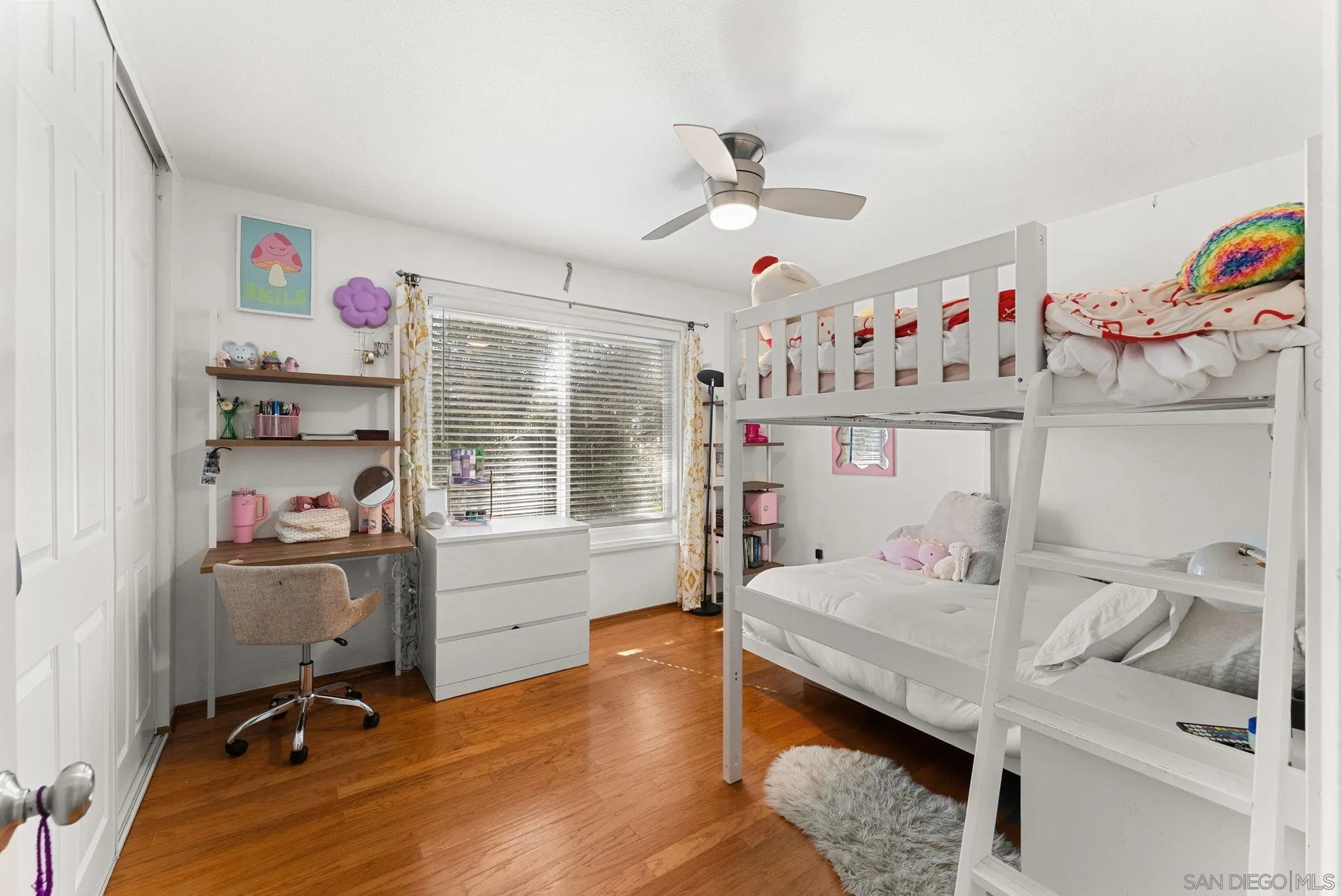 https://cdn.realtyfeed.com/cdn/127/260012867/cd9407a9906646831f012bef22d8fc43.webp