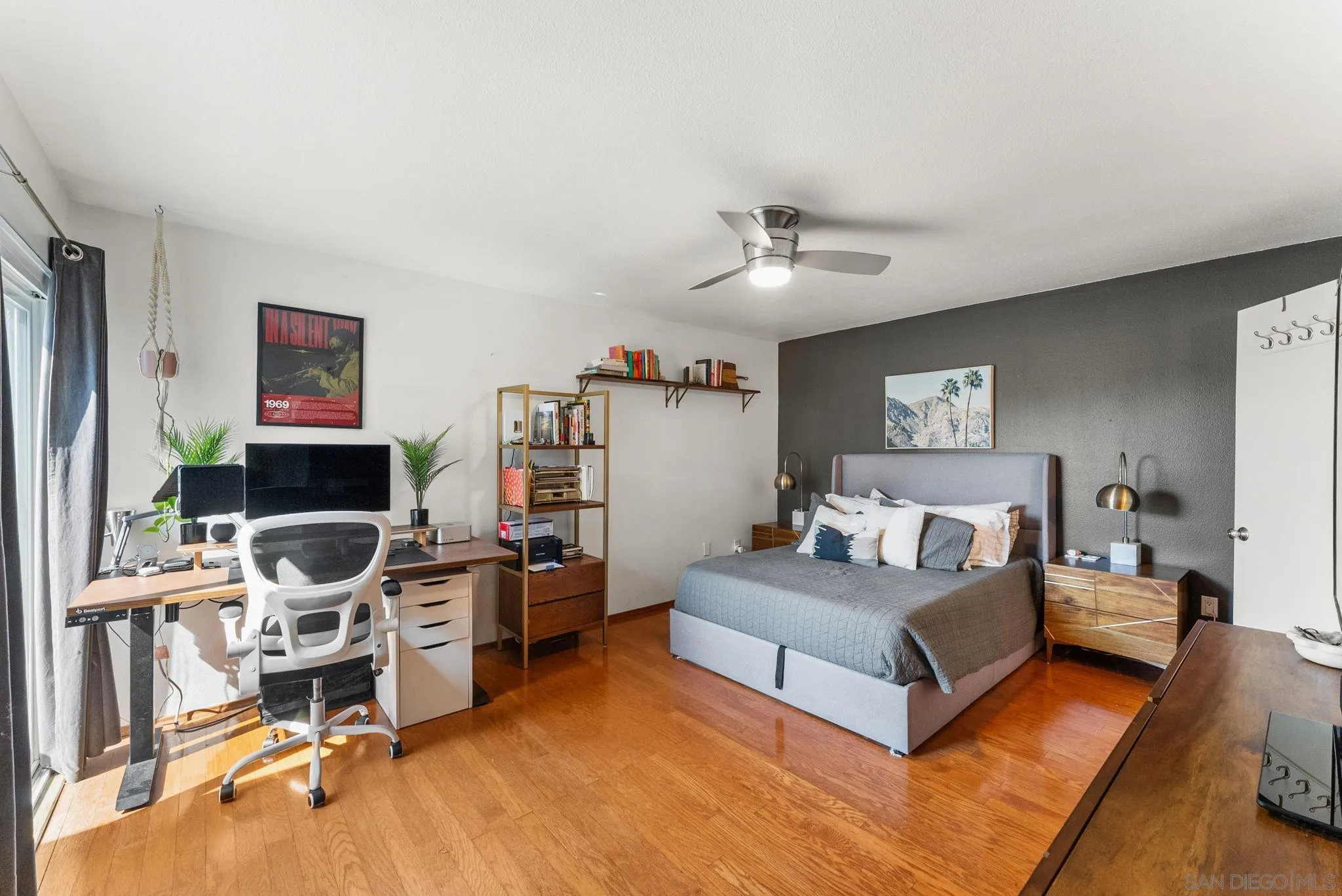 https://cdn.realtyfeed.com/cdn/127/260012867/fe3c688b26e0b73a3535b87db19ed954.webp