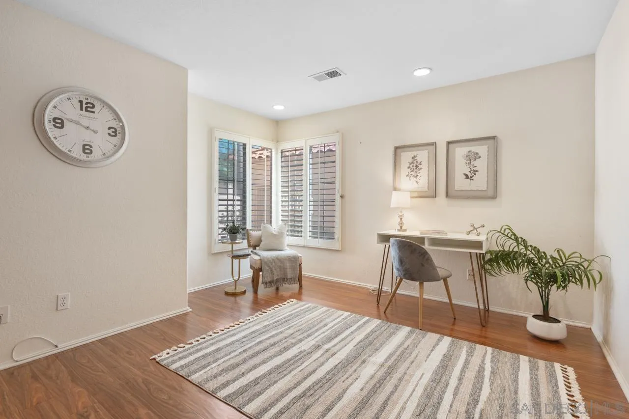 https://cdn.realtyfeed.com/cdn/127/260012871/5527a1dd46f42cc6188aeaacfd6ccfa8.webp