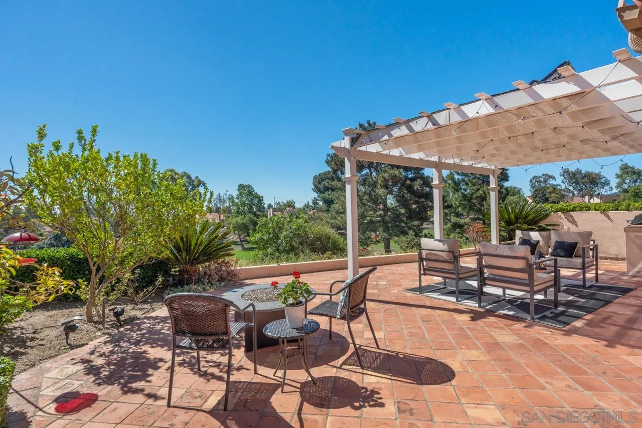 https://cdn.realtyfeed.com/cdn/127/260012871/c01fd2174cb90529022c35151d7b92fd.webp