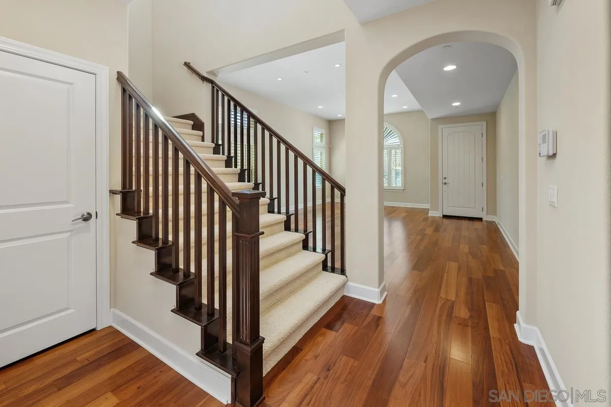 https://cdn.realtyfeed.com/cdn/127/260012873/4dd0f3f4cbd32e61d3dfe7762d67fc58.webp